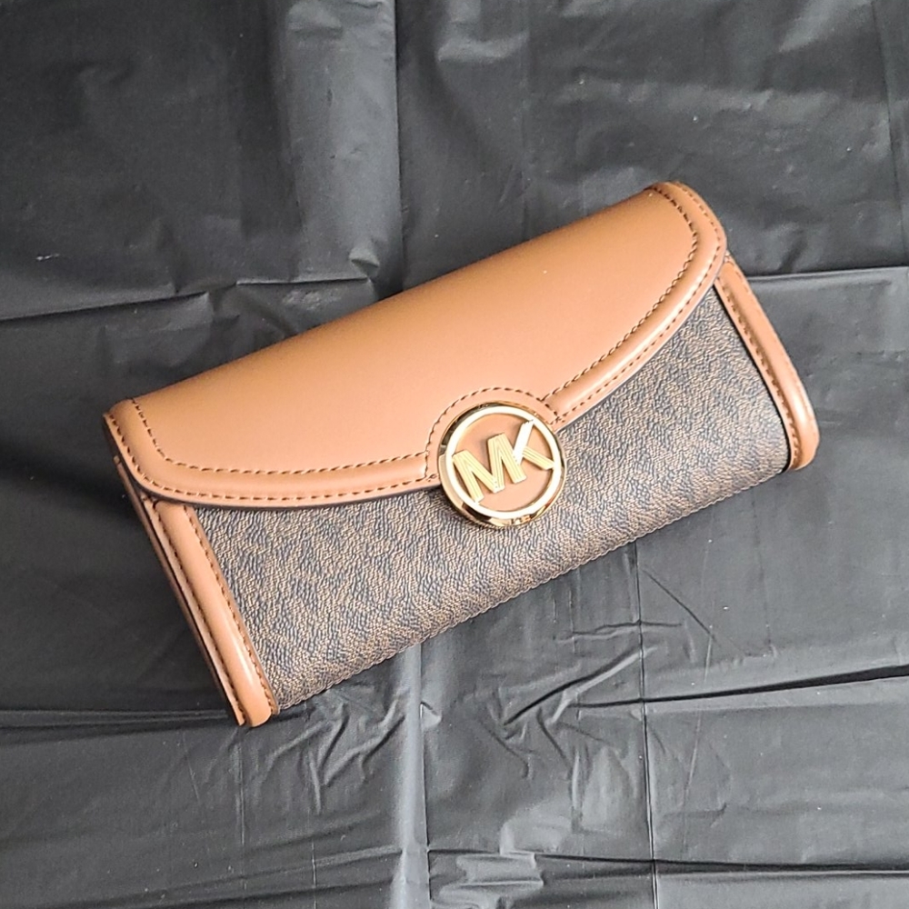 Authentic Brown Monogram Bundle - Picture 6 of 13